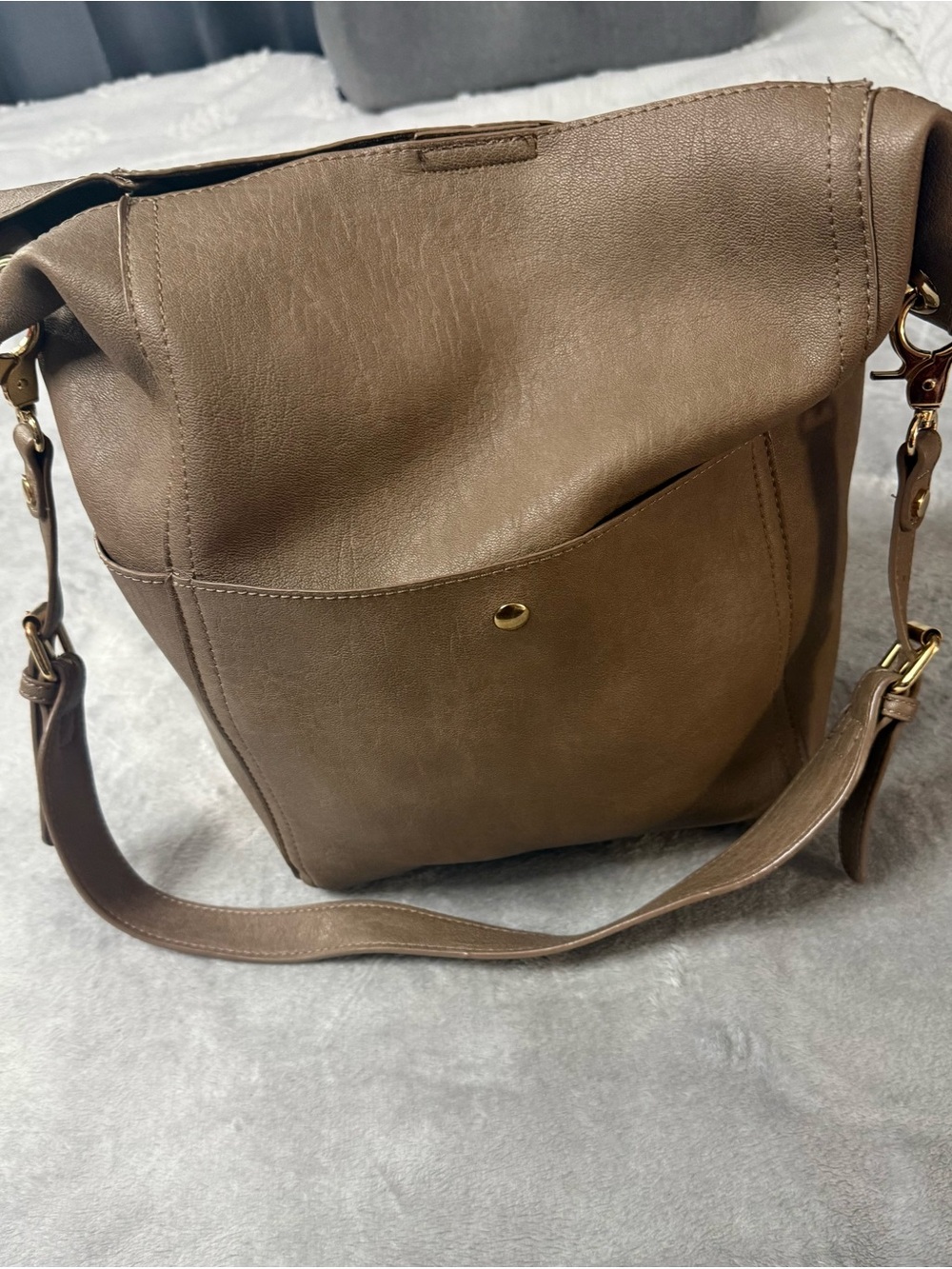 Women's Brown Bucket Shoulder Bag - Versatile Everyday Tote